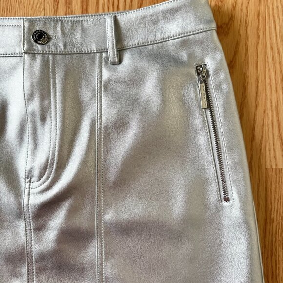 Marc New York Silver Faux Leather Mini Skirt Size 10 Y2K Astronaut Futuristic - Picture 7 of 9